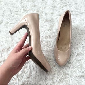💜 5/$35 Clarks Collection Closed Toe Pumps Blush Pink Size 9.5